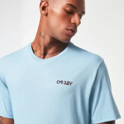 Oakley Wynwood Bark RC Short Sleeve T-Shirt -Hacket Clothing Shop oakley wynwood bark rc short sleeve t shirt 7