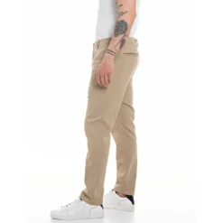 Replay M9722J.000.8451597 Jeans -Hacket Clothing Shop replay m9722j.000.8451597 jeans 2